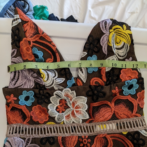 Alexis Floral embroidered summer spring semi formal dress - Picture 8 of 10